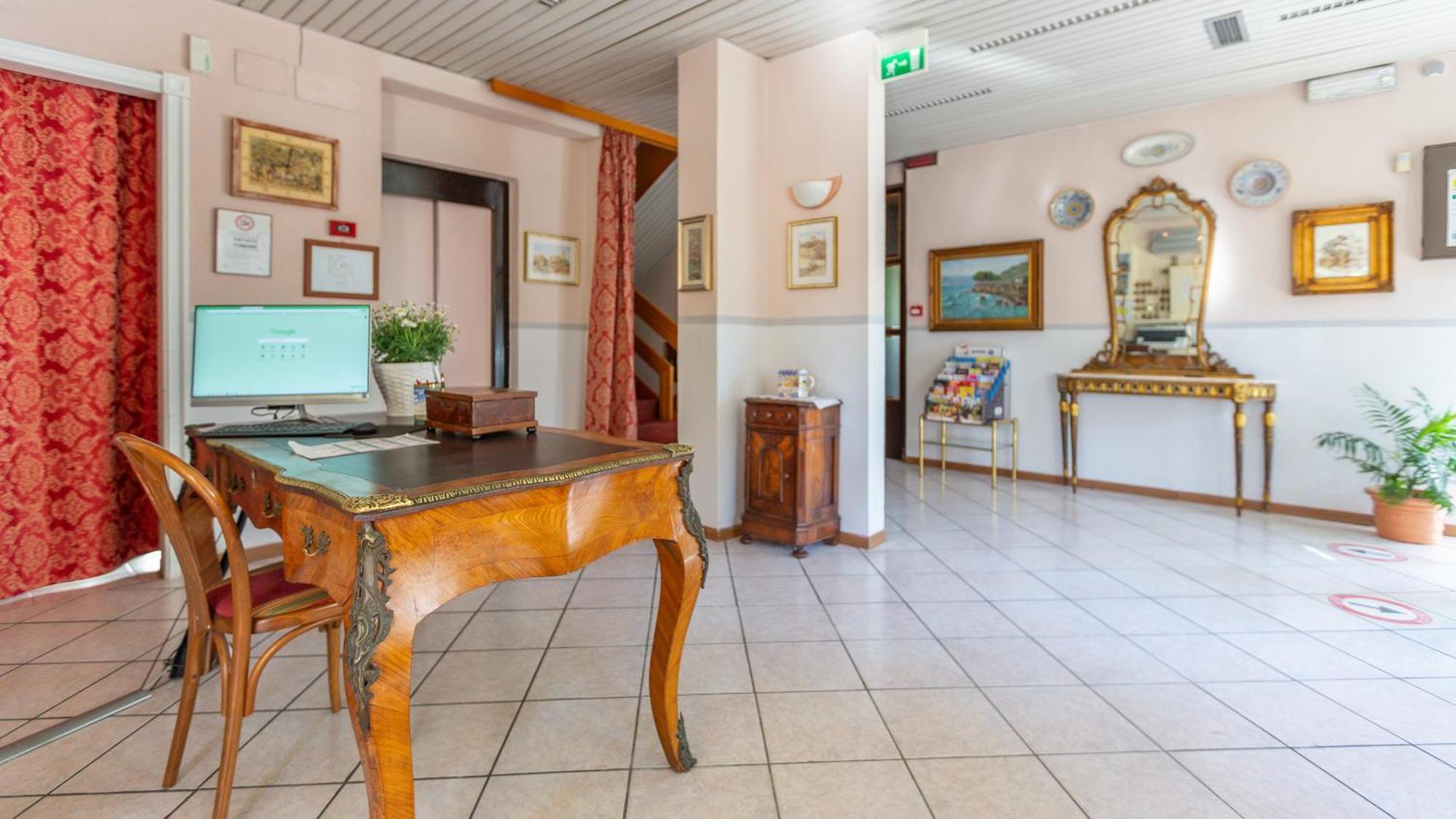 Hotel Parco Fellini Rimini Eksteriør billede