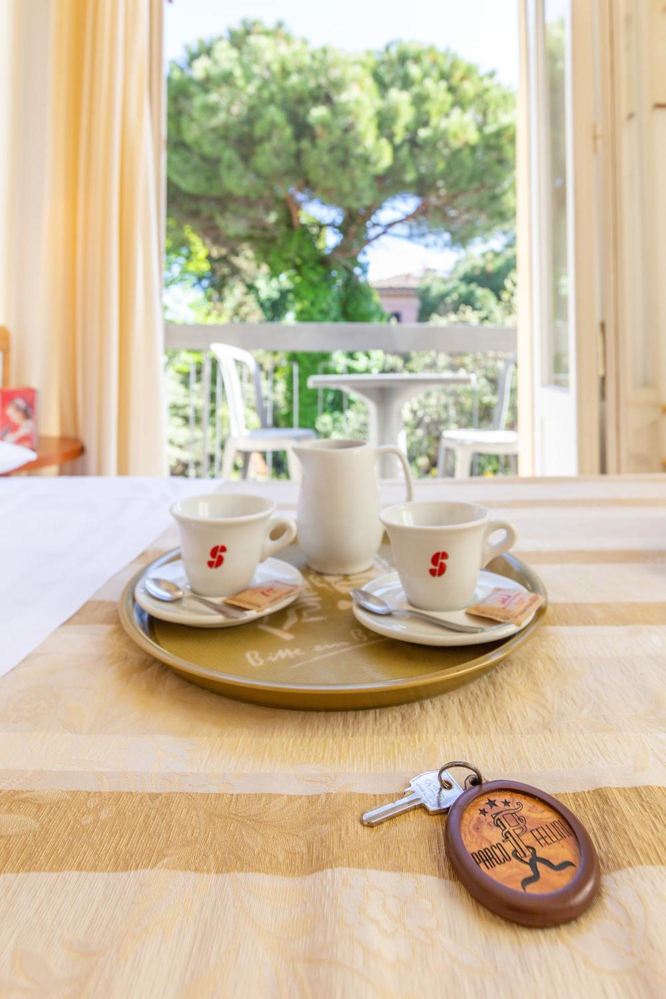 Hotel Parco Fellini Rimini Eksteriør billede